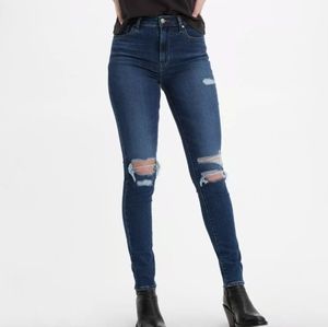 Levi's 721 High Rise Skinny Jeans